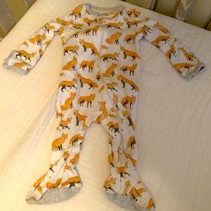 Old navy onesies 0-3 month